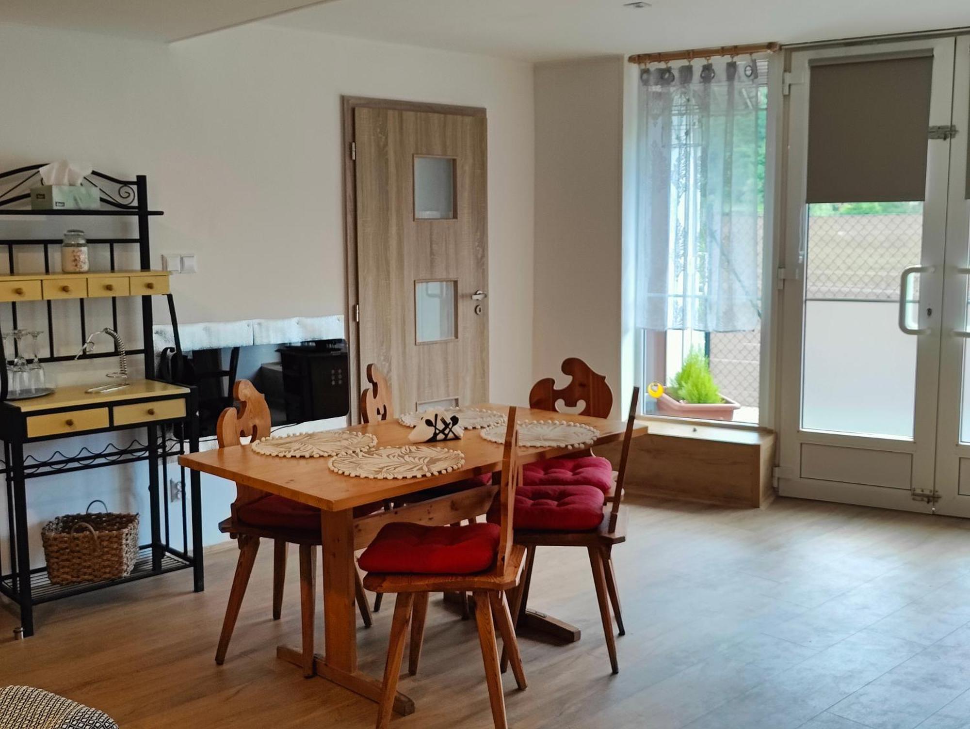 Apartman Hranice - 흐렌스코 외부 사진